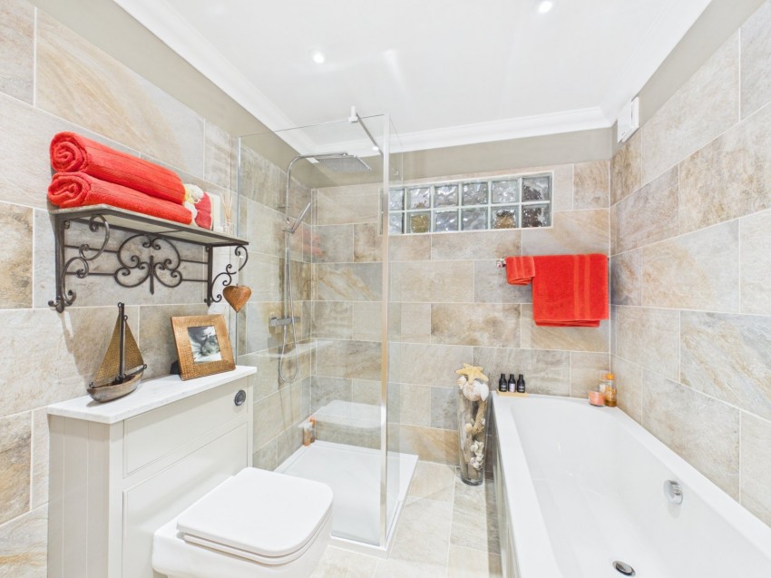 Images for Bourne End, Buckinghamshire EAID:2640919782 BID:FHH