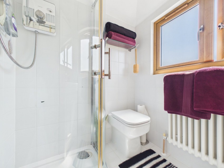 Images for Bourne End, Buckinghamshire EAID:2640919782 BID:FHH