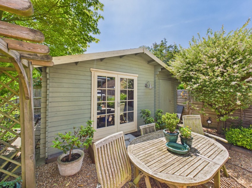 Images for Bourne End, Buckinghamshire EAID:2640919782 BID:FHH