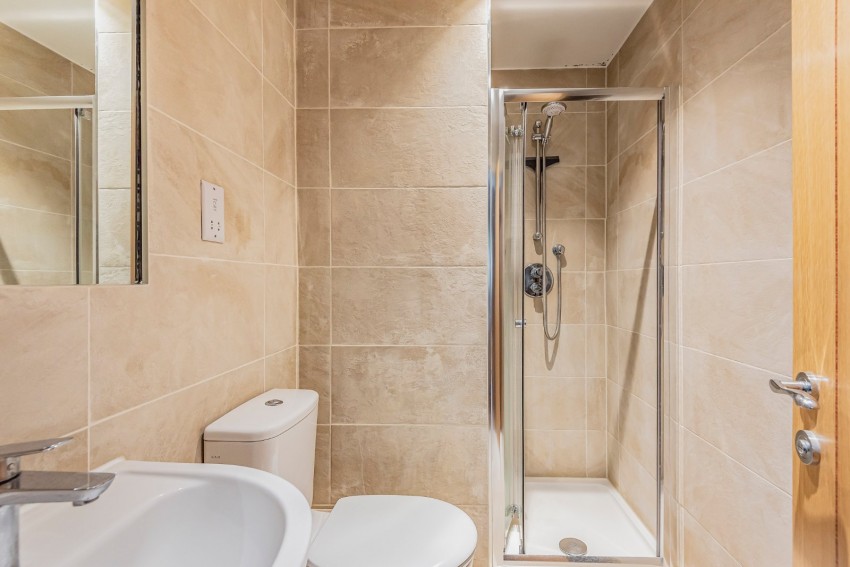 Images for High Wycombe, Buckinghamshire EAID:2640919782 BID:FHH