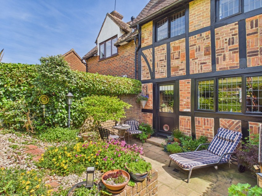 Images for Wooburn Green, High Wycombe, Buckinghamshire EAID:2640919782 BID:FHH