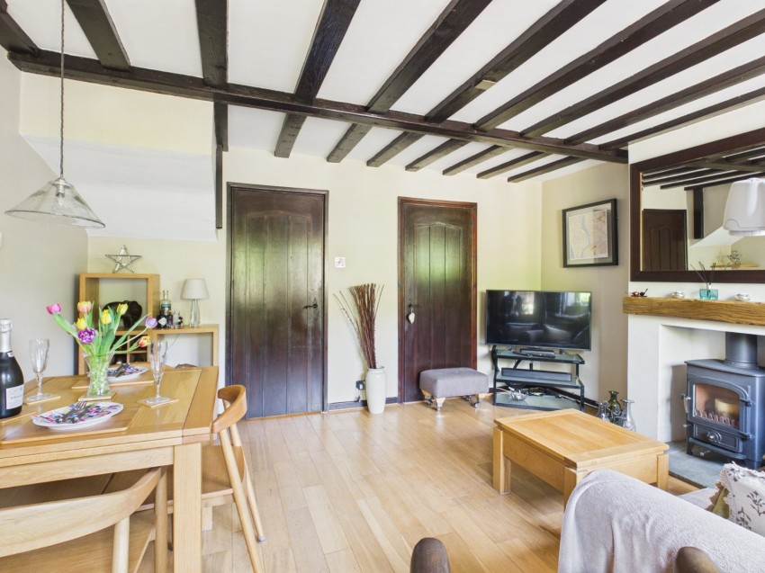 Images for Wooburn Green, High Wycombe, Buckinghamshire EAID:2640919782 BID:FHH