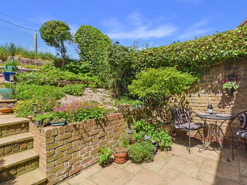Images for Wooburn Green, High Wycombe, Buckinghamshire EAID:2640919782 BID:FHH