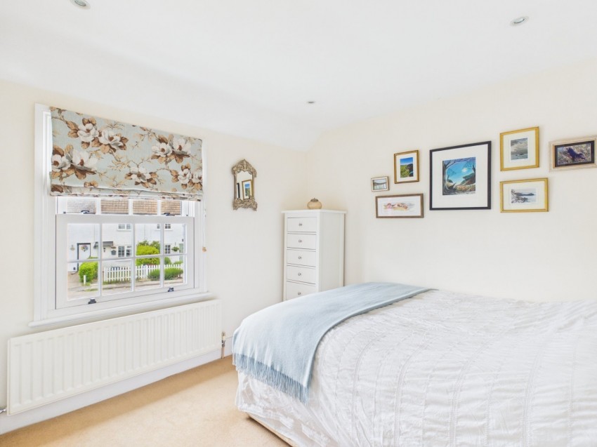 Images for Flackwell Heath, High Wycombe EAID:2640919782 BID:FHH