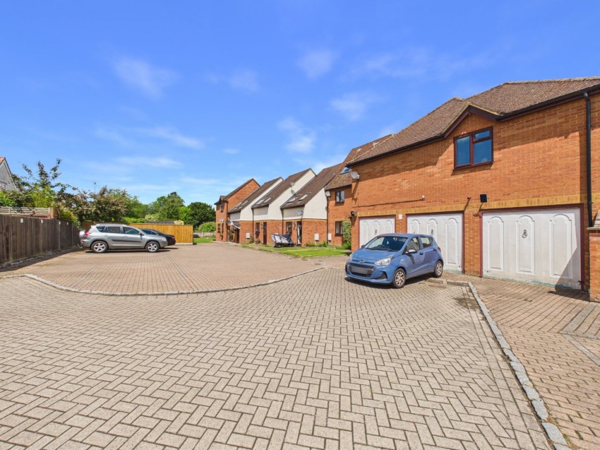 Images for High Wycombe, Buckinghamshire EAID:2640919782 BID:FHH
