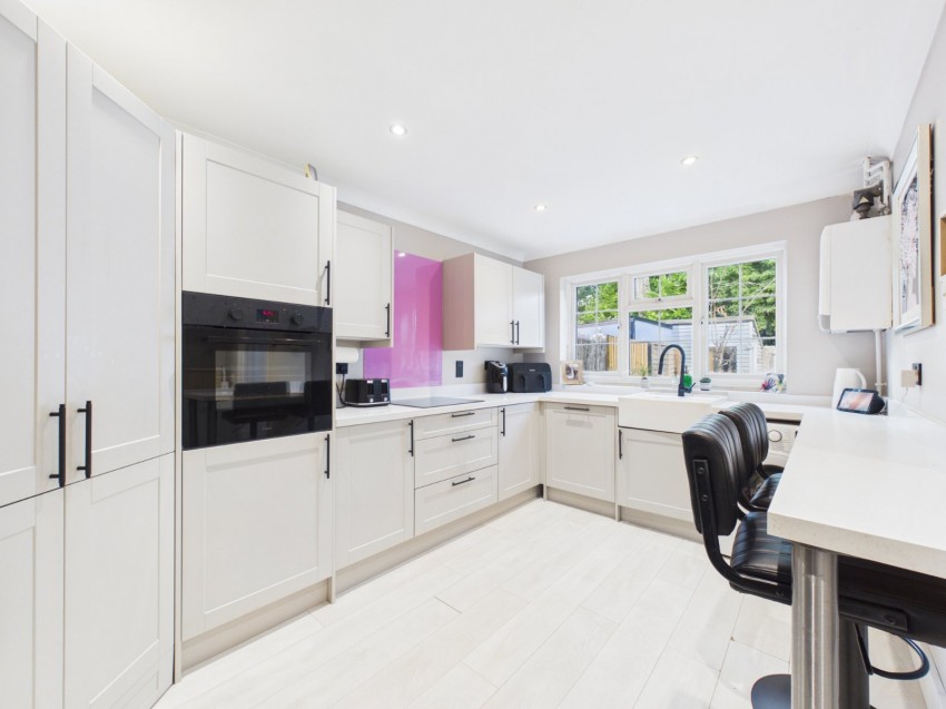 Images for Loudwater, High Wycombe, Buckinghamshire EAID:2640919782 BID:FHH