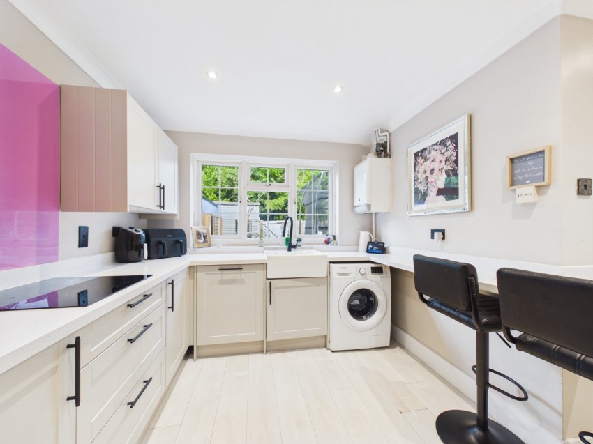Images for Loudwater, High Wycombe, Buckinghamshire EAID:2640919782 BID:FHH