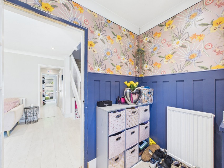 Images for Loudwater, High Wycombe, Buckinghamshire EAID:2640919782 BID:FHH
