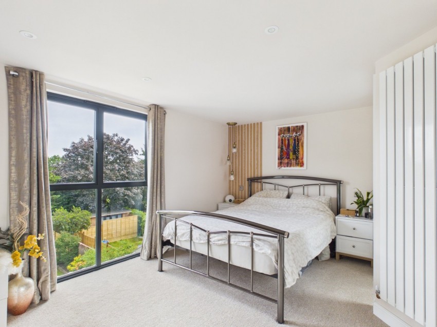 Images for Bourne End, Buckinghamshire EAID:2640919782 BID:FHH