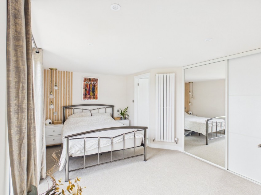 Images for Bourne End, Buckinghamshire EAID:2640919782 BID:FHH