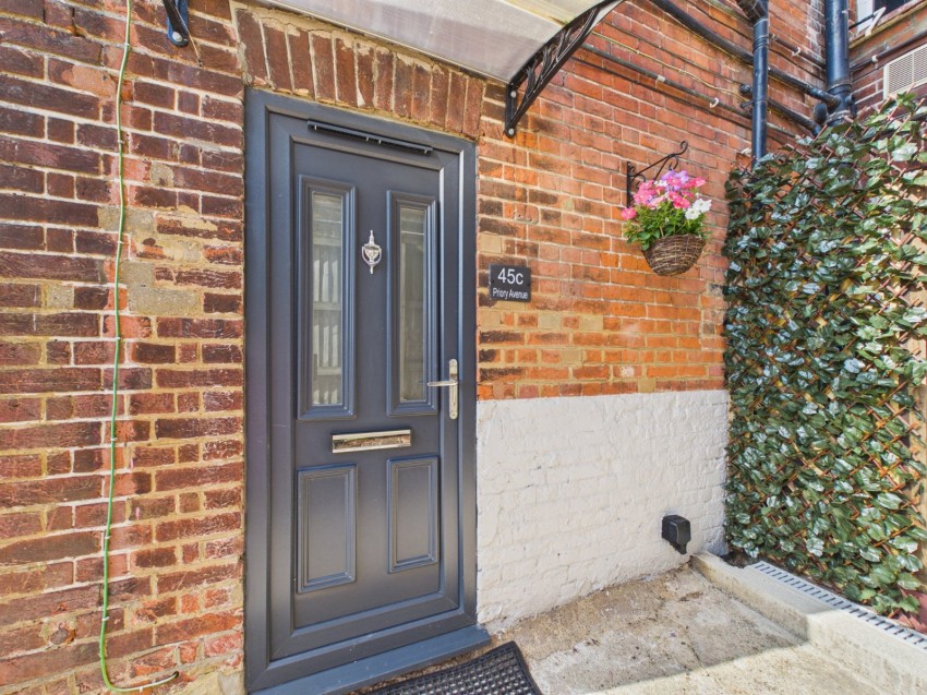 Images for High Wycombe, Buckinghamshire EAID:2640919782 BID:FHL