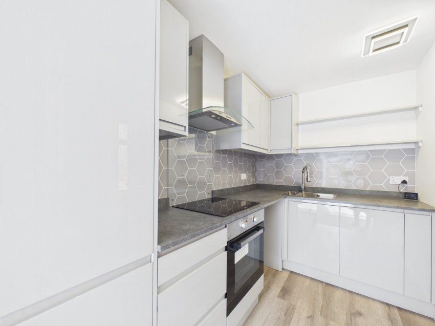 Images for High Wycombe, Buckinghamshire EAID:2640919782 BID:FHL