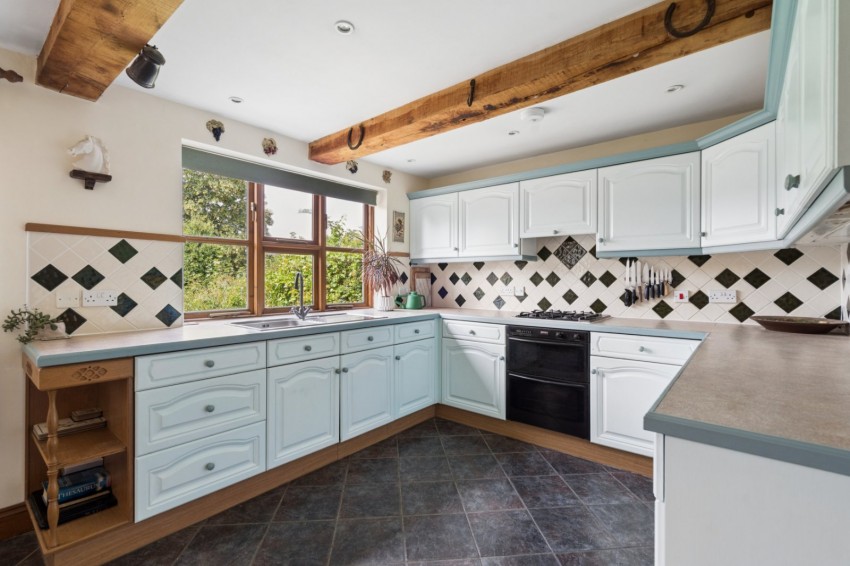 Images for Loudwater, High Wycombe, Buckinghamshire EAID:2640919782 BID:FHH