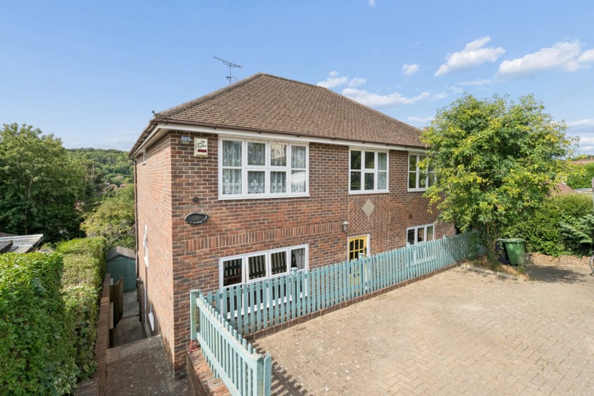 Images for Loudwater, High Wycombe, Buckinghamshire EAID:2640919782 BID:FHH