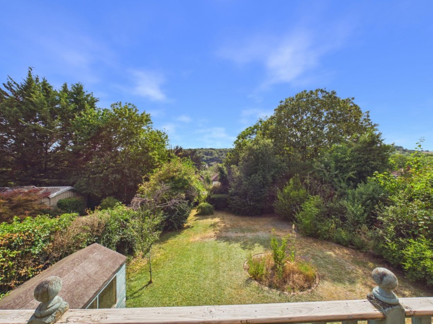 Images for Loudwater, High Wycombe, Buckinghamshire EAID:2640919782 BID:FHH