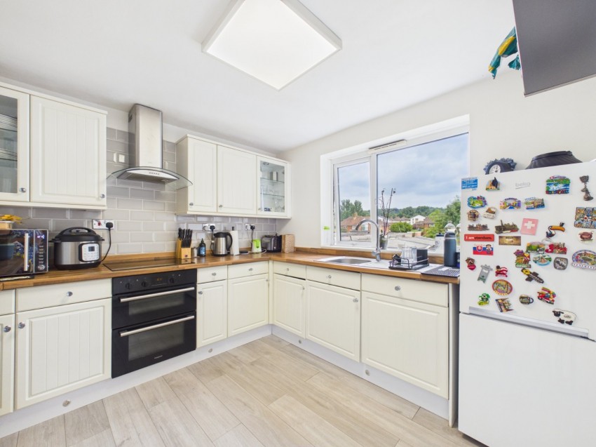 Images for Bourne End, Buckinghamshire EAID:2640919782 BID:FHH