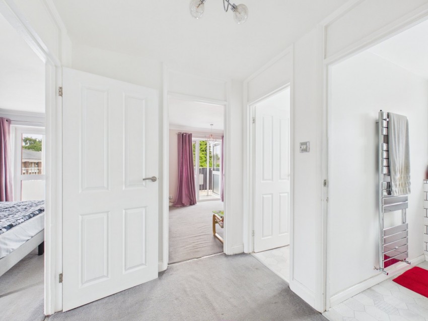 Images for Bourne End, Buckinghamshire EAID:2640919782 BID:FHH