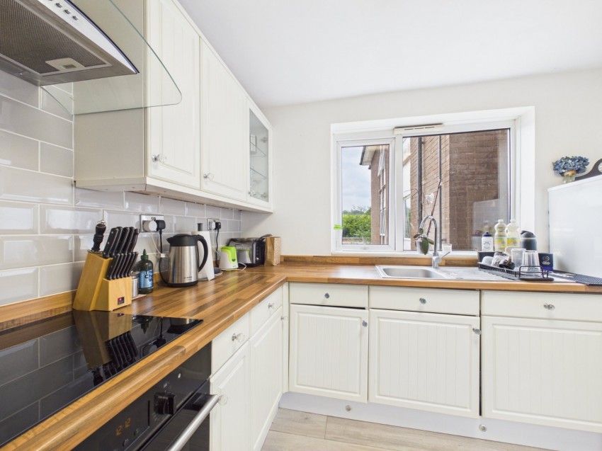 Images for Bourne End, Buckinghamshire EAID:2640919782 BID:FHH