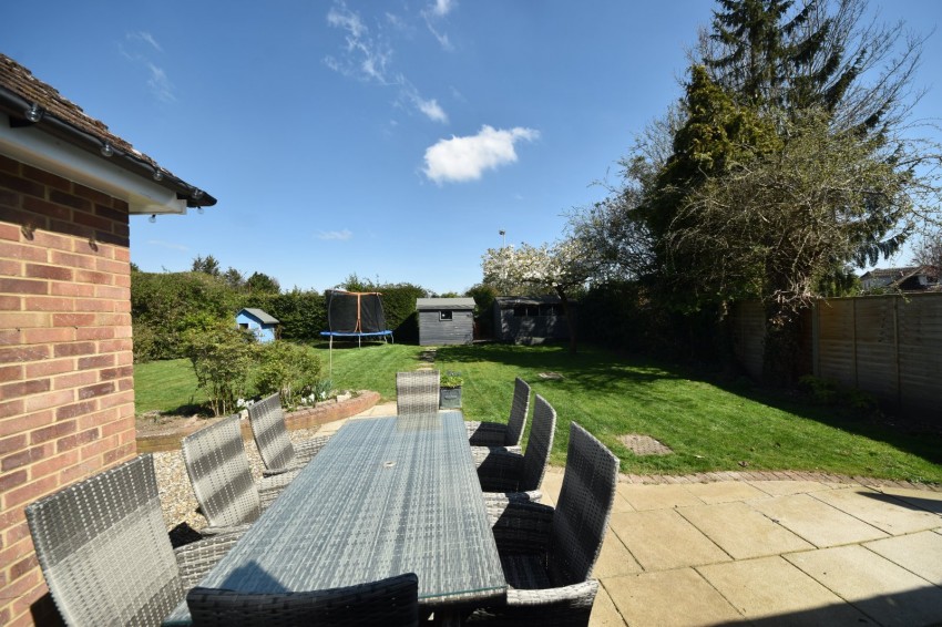 Images for Magpie Lane, Flackwell Heath, Buckinghamshire EAID:2640919782 BID:FHL