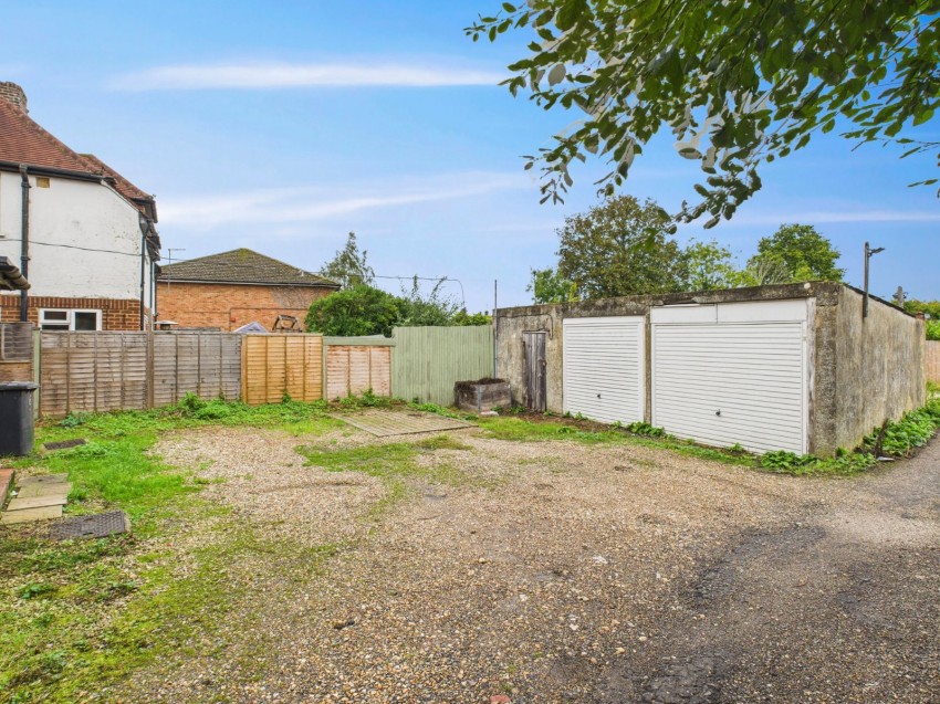 Images for Flackwell Heath, Buckinghamshire EAID:2640919782 BID:FHL