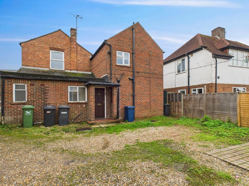 Images for Flackwell Heath, Buckinghamshire EAID:2640919782 BID:FHL