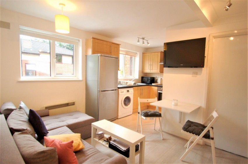 Images for London Road, High Wycombe, Buckinghamshire EAID:2640919782 BID:FHL