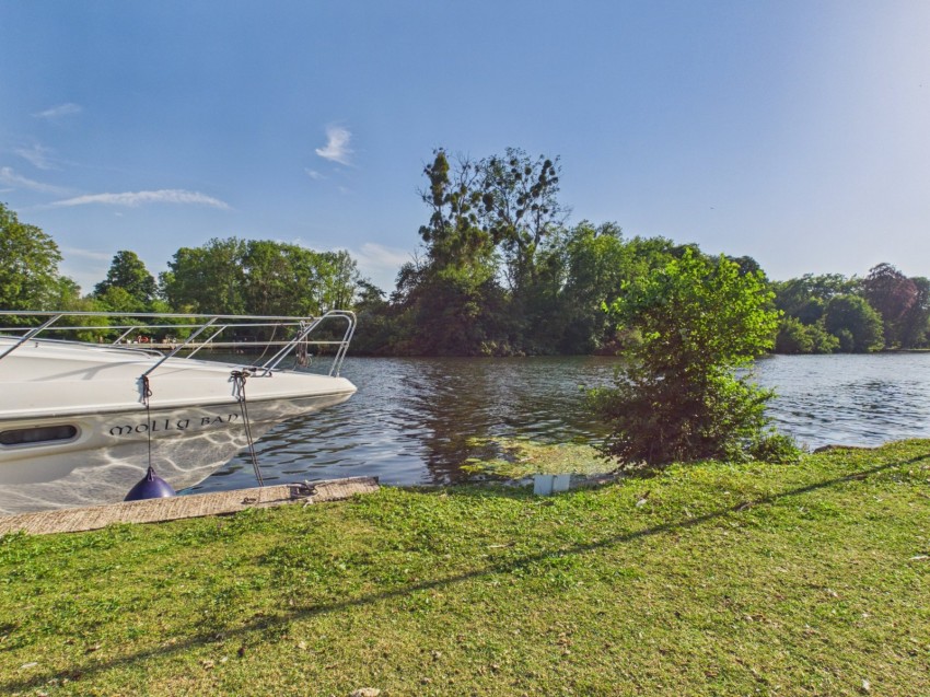 Images for Harleyford, Henley Road, Buckinghamshire EAID:2640919782 BID:FHL
