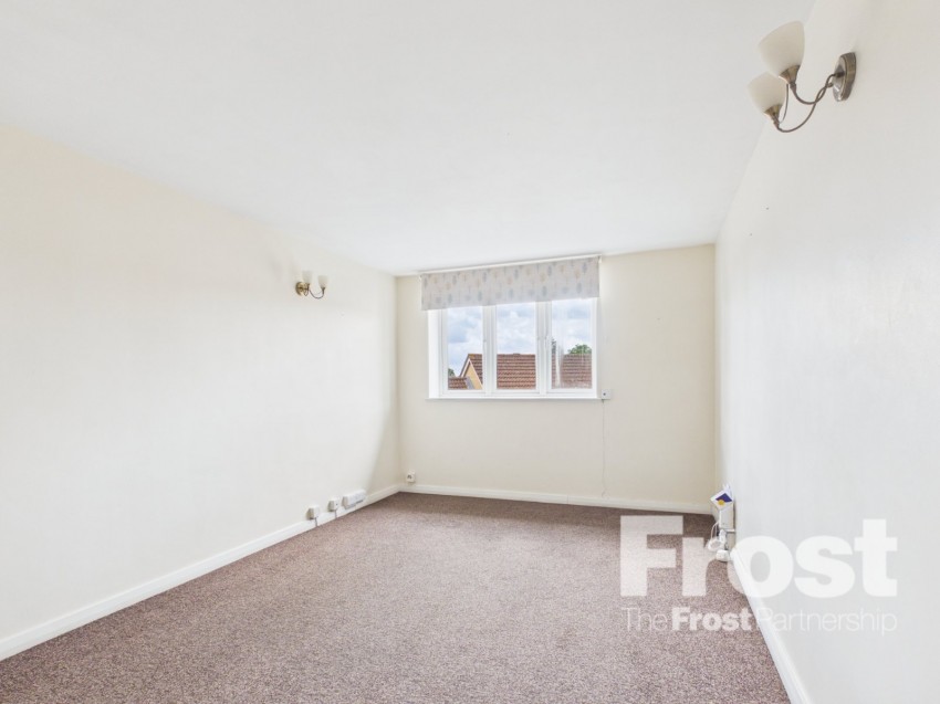 Images for Magnolia Court, Feltham EAID:2640919782 BID:FLL