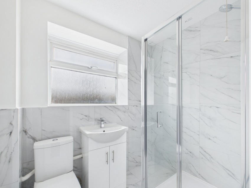 Images for Sunbury-On-Thames, Middlesex EAID:2640919782 BID:FLL