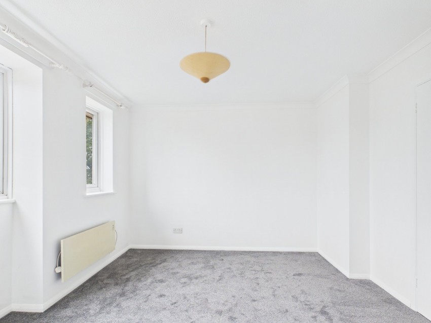 Images for Sunbury-On-Thames, Middlesex EAID:2640919782 BID:FLL