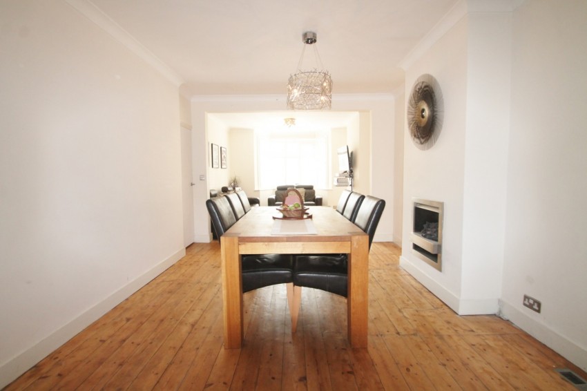 Images for Feltham, Middlesex EAID:2640919782 BID:FLL