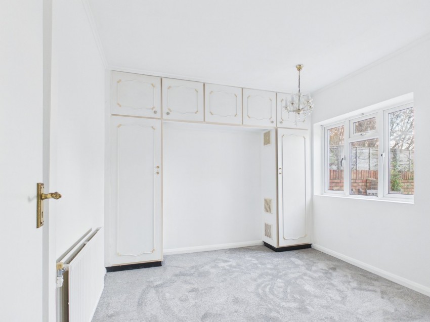 Images for Hampton Lane, Hanworth, Greater London EAID:2640919782 BID:FLL