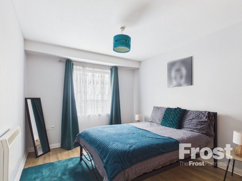 Images for Bedfont Lane, Feltham EAID:2640919782 BID:FLL