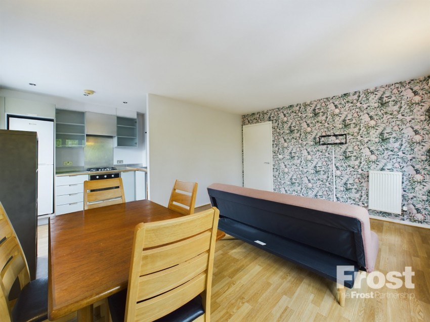 Images for Elvedon Road, Feltham EAID:2640919782 BID:FLL