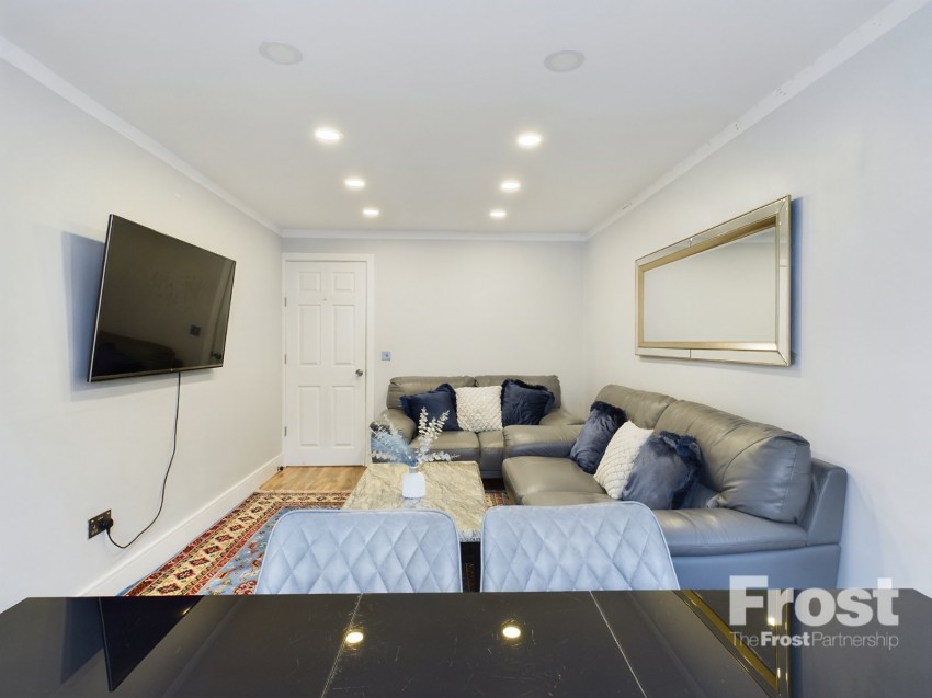 Images for Hounslow EAID:2640919782 BID:FLL