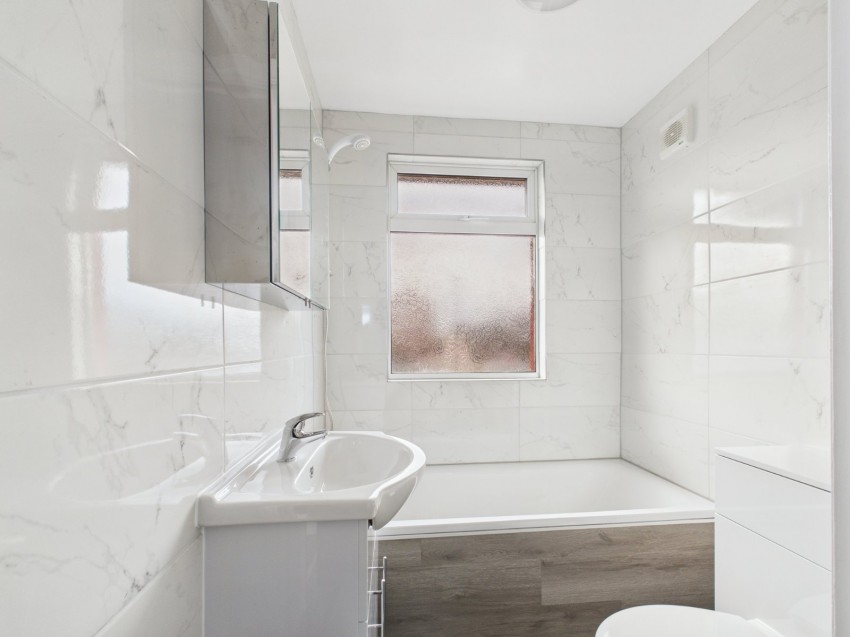 Images for Feltham EAID:2640919782 BID:FLL