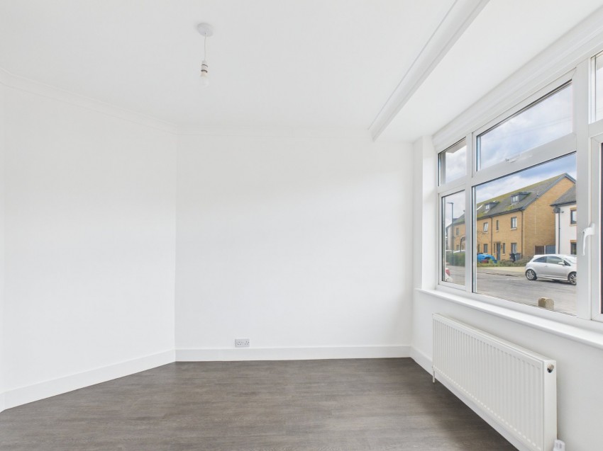 Images for Feltham EAID:2640919782 BID:FLL