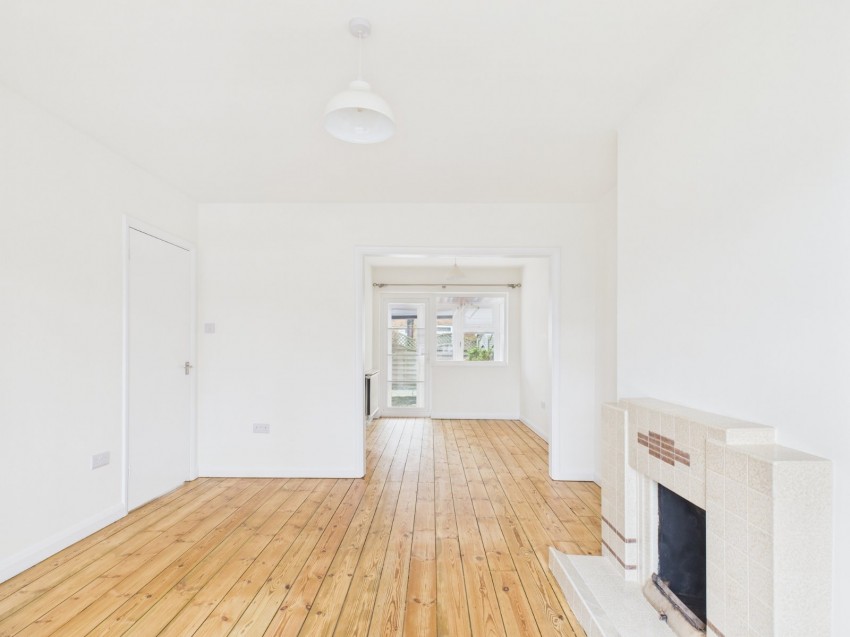 Images for Feltham EAID:2640919782 BID:FLL