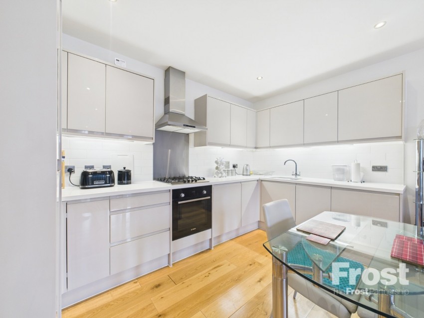 Images for Feltham EAID:2640919782 BID:FLL