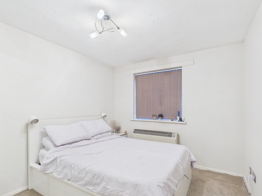 Images for Feltham EAID:2640919782 BID:FLL