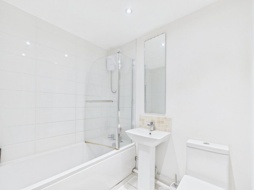 Images for Feltham EAID:2640919782 BID:FLL