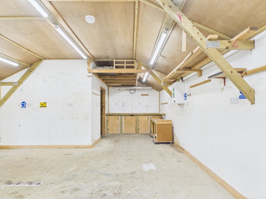 Images for Feltham EAID:2640919782 BID:FLL