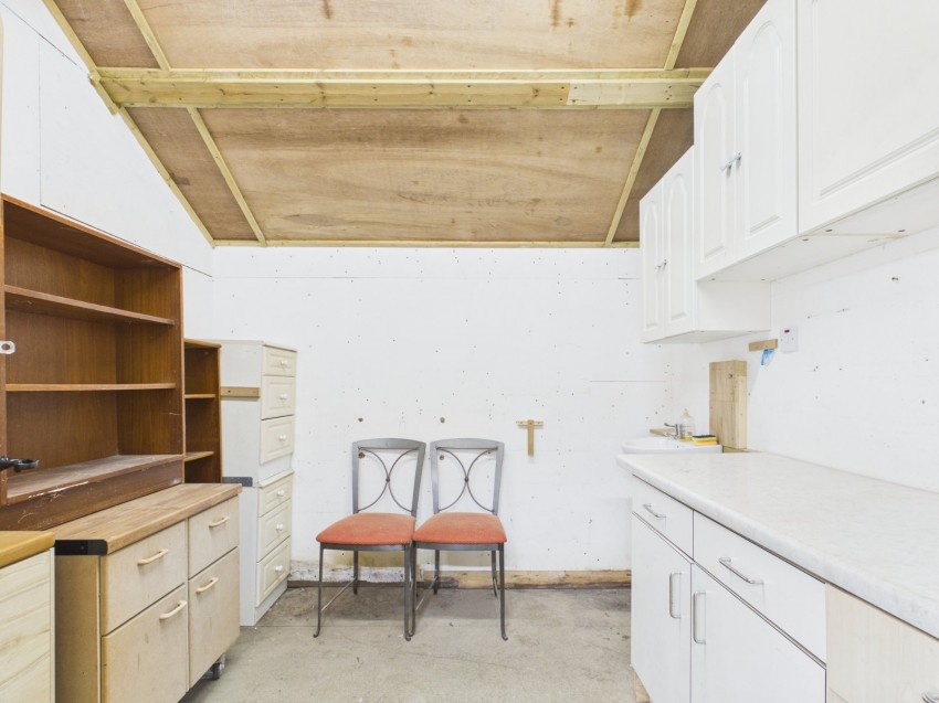 Images for Feltham EAID:2640919782 BID:FLL