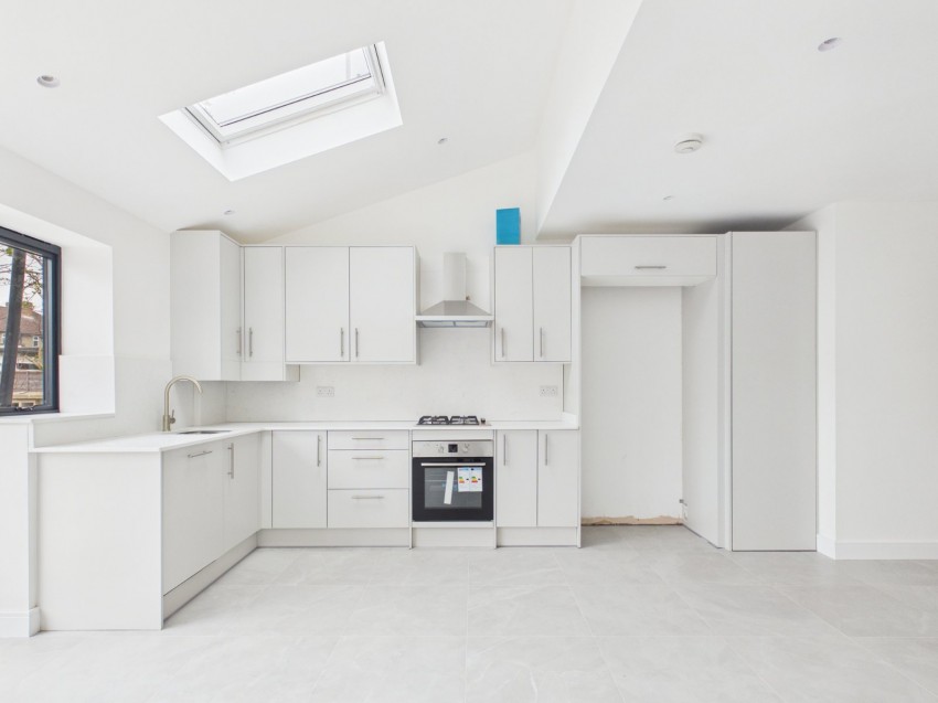 Images for Feltham EAID:2640919782 BID:FLL