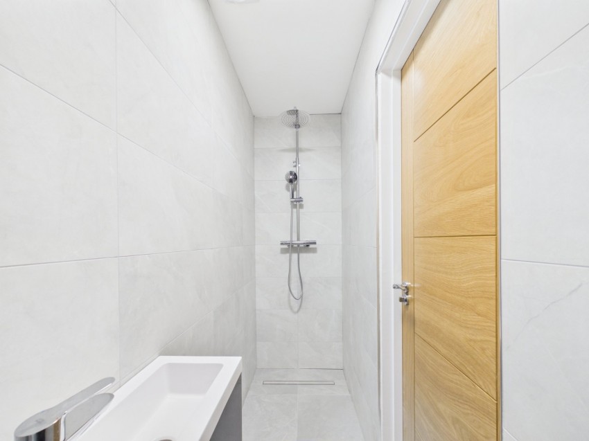 Images for Feltham EAID:2640919782 BID:FLL