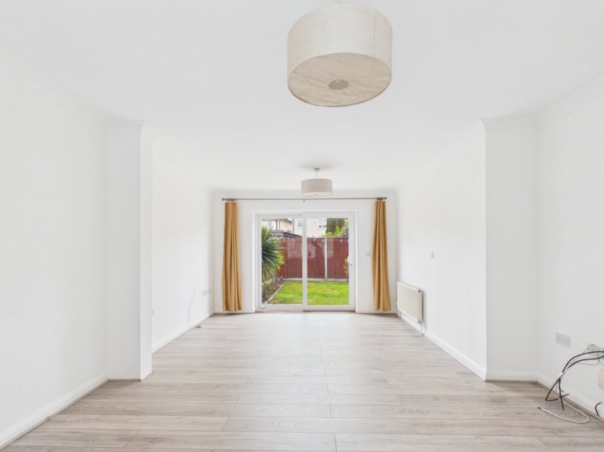 Images for Feltham EAID:2640919782 BID:FLL