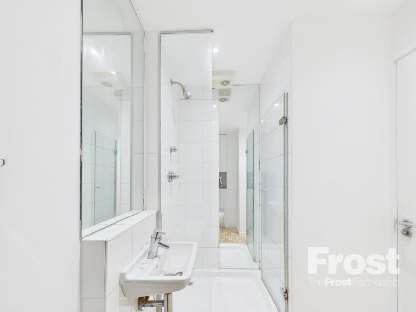 Images for Feltham EAID:2640919782 BID:FLL