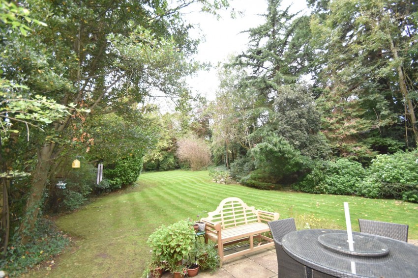 Images for South Park Drive, 1 South Park Drive, Gerrards Cross, Buckinghamshire EAID:2640919782 BID:GCL