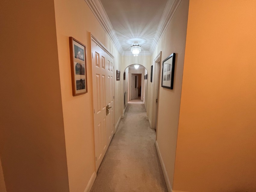 Images for South Park Drive, 1 South Park Drive, Gerrards Cross, Buckinghamshire EAID:2640919782 BID:GCL