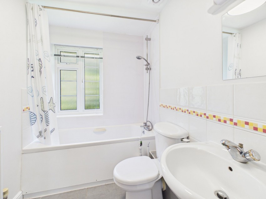 Images for Seven Hills Road, Iver, Bucks EAID:2640919782 BID:GCL